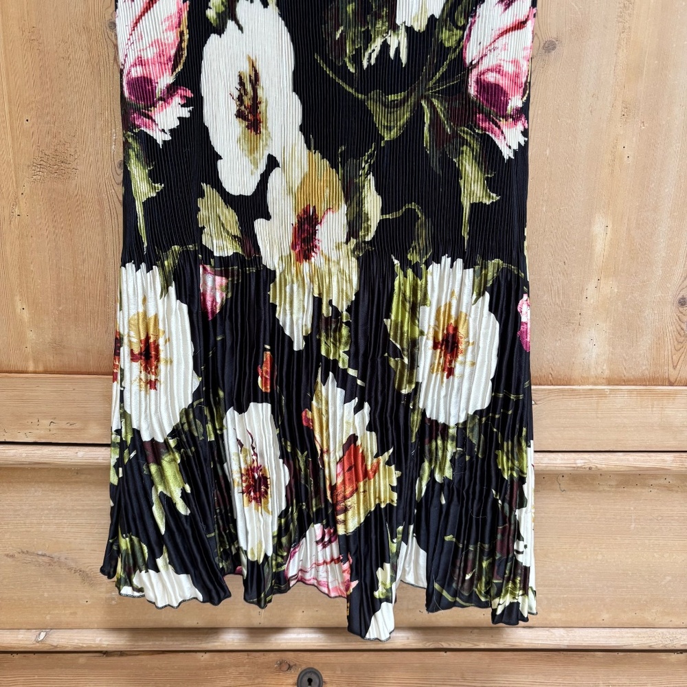 Abercrombie & Fitch Floral Black Midi Dress - Picture 10 of 16